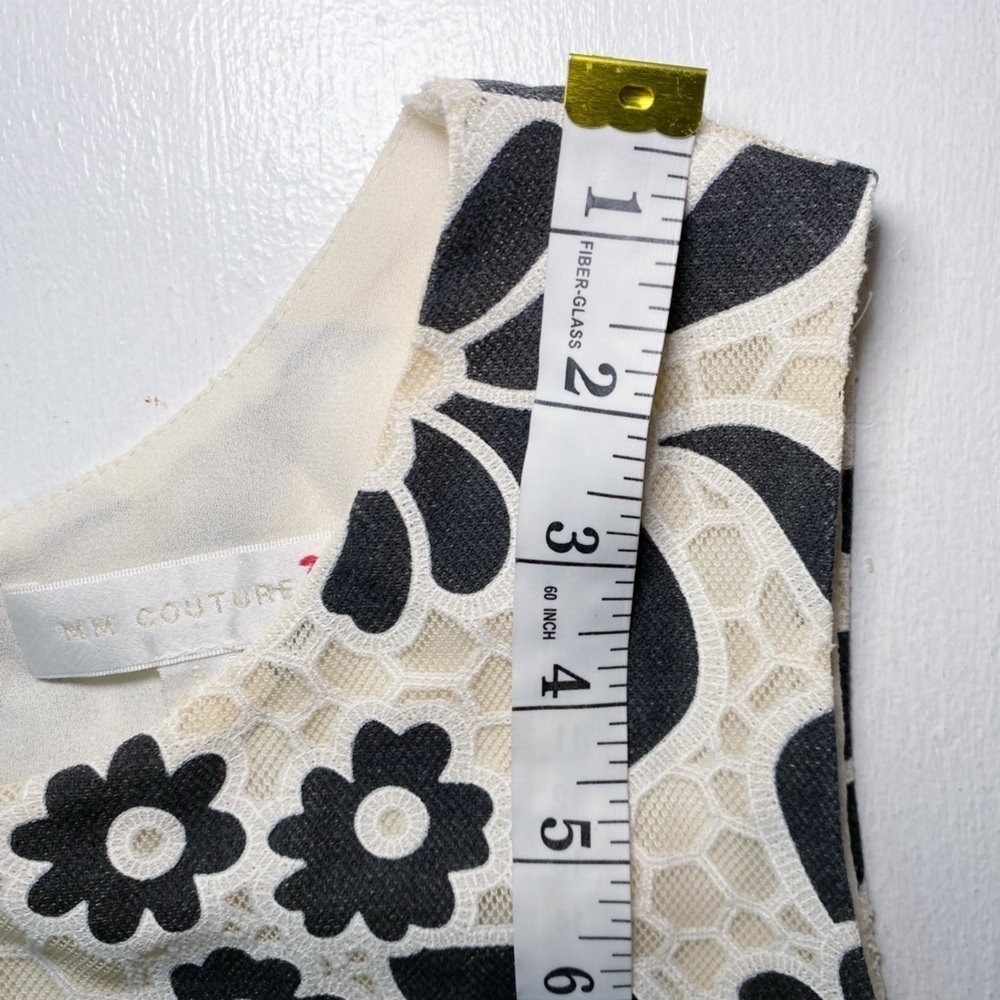 MM Couture Floral Black and White Sleeveless Top - Picture 11 of 13